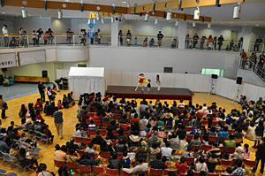 1F センターホール
